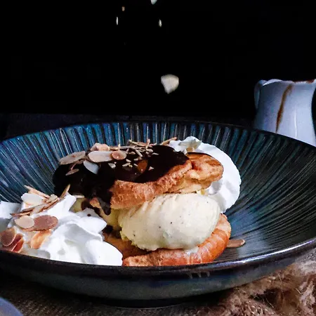 & Restaurant Des Remparts