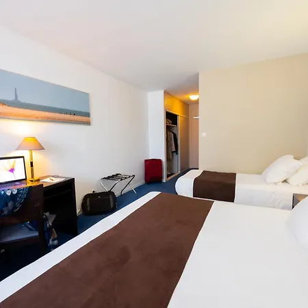 & Restaurant Des Remparts 3* Rochefort (Charente-Maritime)