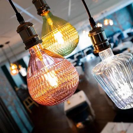 Otel & Restaurant Des Remparts 3*