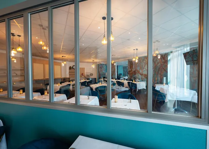 Hotel & Restaurant Des Remparts Rochefort (Charente-Maritime)