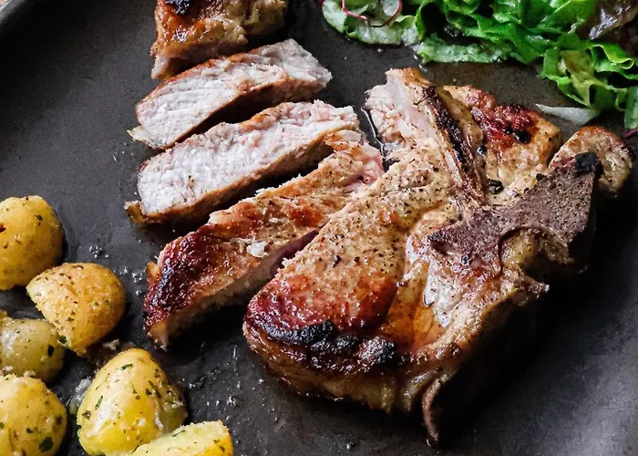 & Restaurant Des Remparts 3*