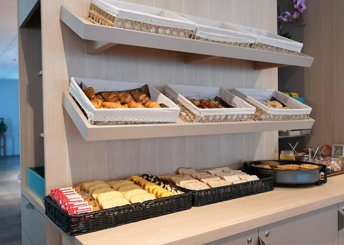 Hotel Hôtel&restaurant Des Remparts Rochefort