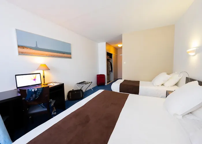 Hôtel&restaurant Des Remparts 3* Rochefort